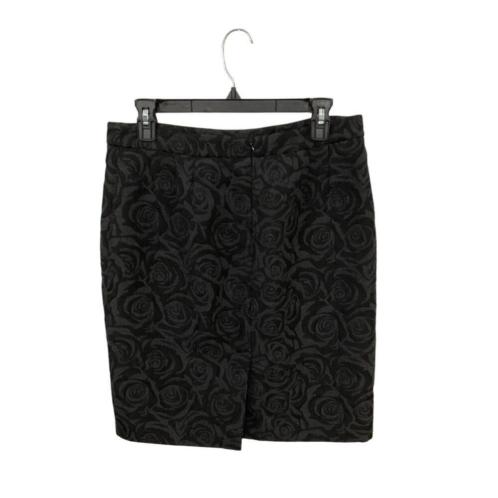 Ann Taylor LOFT Black/Grey Floral Roses Skirt Size 6 Small Romantic Textured - Picture 2 of 5